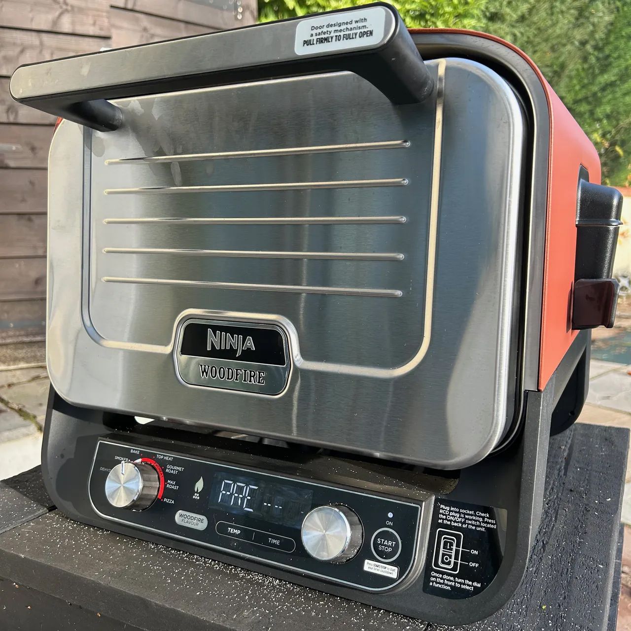 Testing the Ninja Woodfire Oven