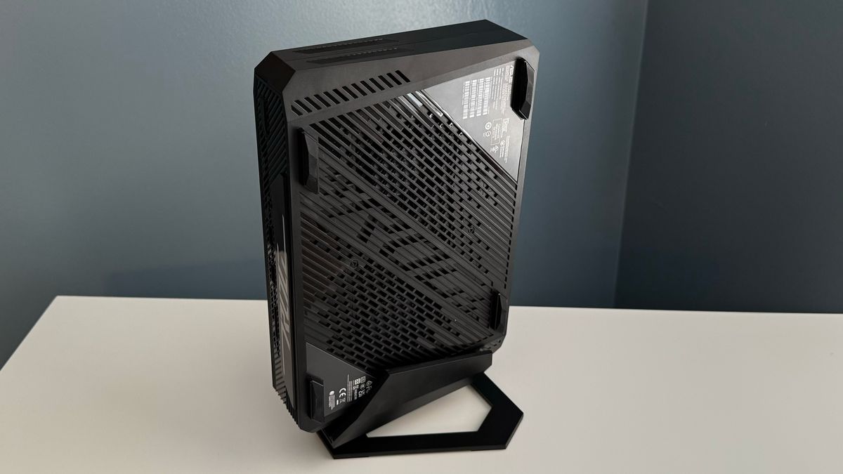 Asus ROG NUC 970 mini PC