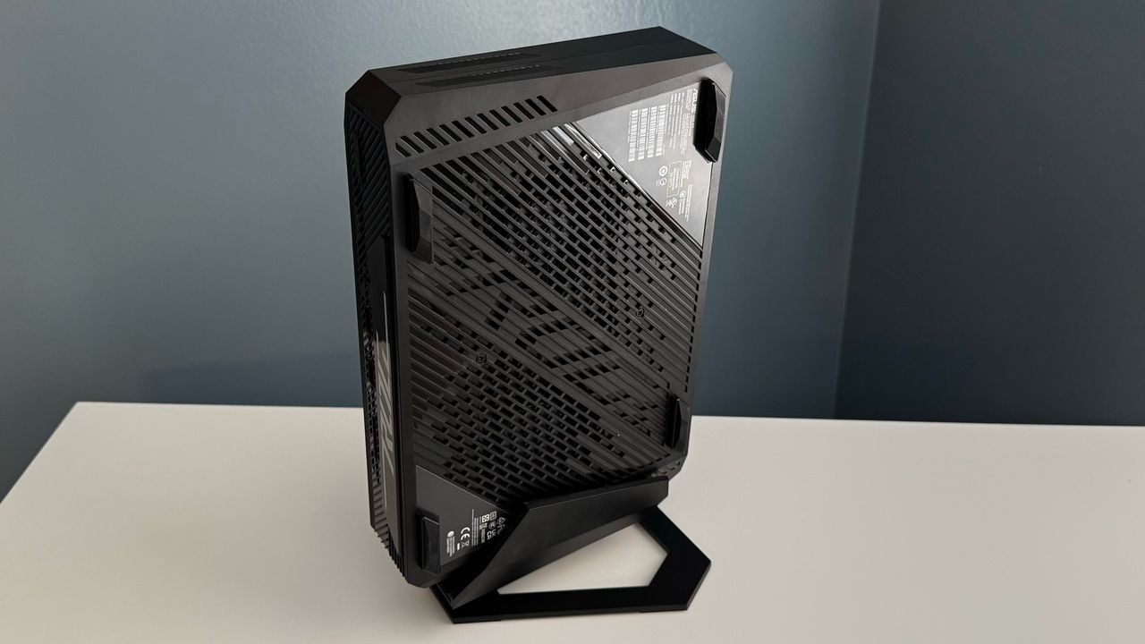 Asus ROG NUC 970 mini PC