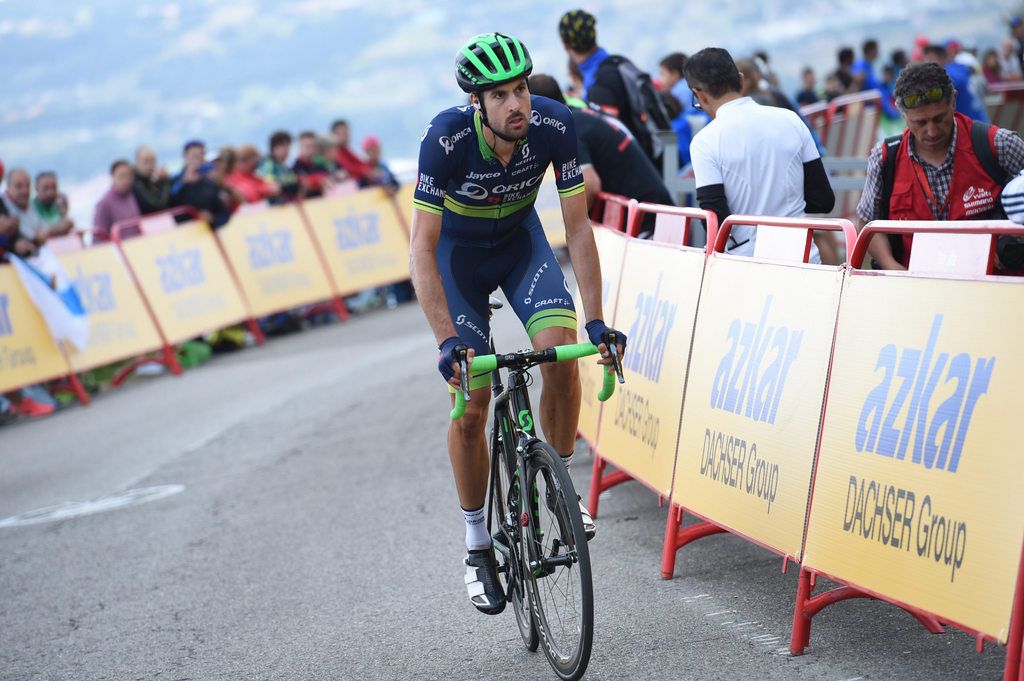 Sam Bewley (Orica-BikeExchange) takes it easy up the climb