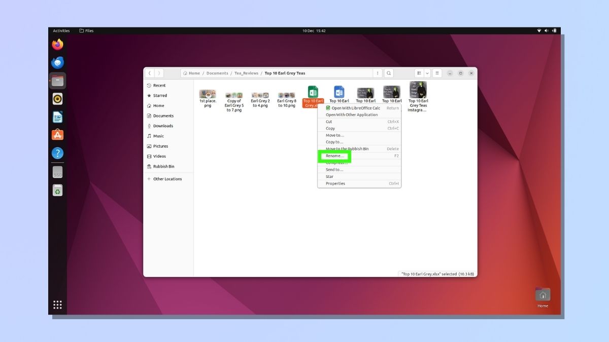 Снимок экрана, показывающий, как переименовать файл в Linux: щелкните правой кнопкой мыши файл, который хотите переименовать.