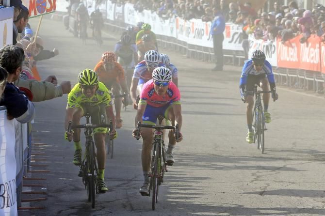 Damiano Cunego (Lampre Merida) wins at Piane di Mocogno.