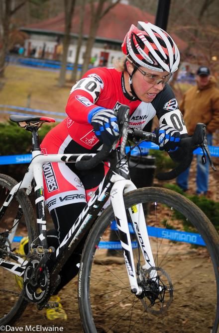 Amanda Carey (NoTubesd) was having a much better race today