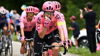 Neilson Powless eating during a race