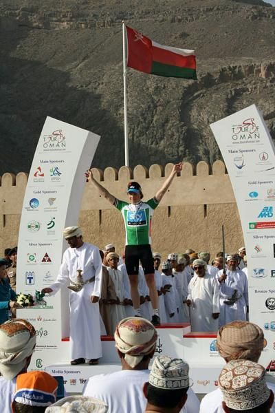 Edvald Boasson Hagen has the green points jersey.