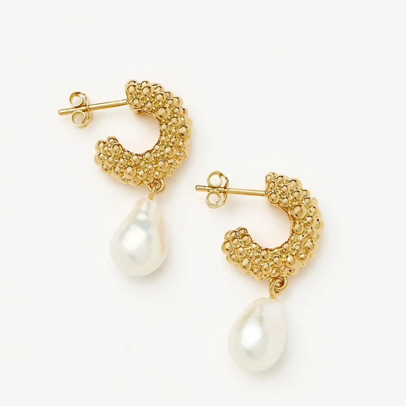 gold earrings Missoma