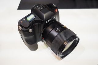 The Leica S3 with the Summarit-S 70 f/2.5 ASPH CS