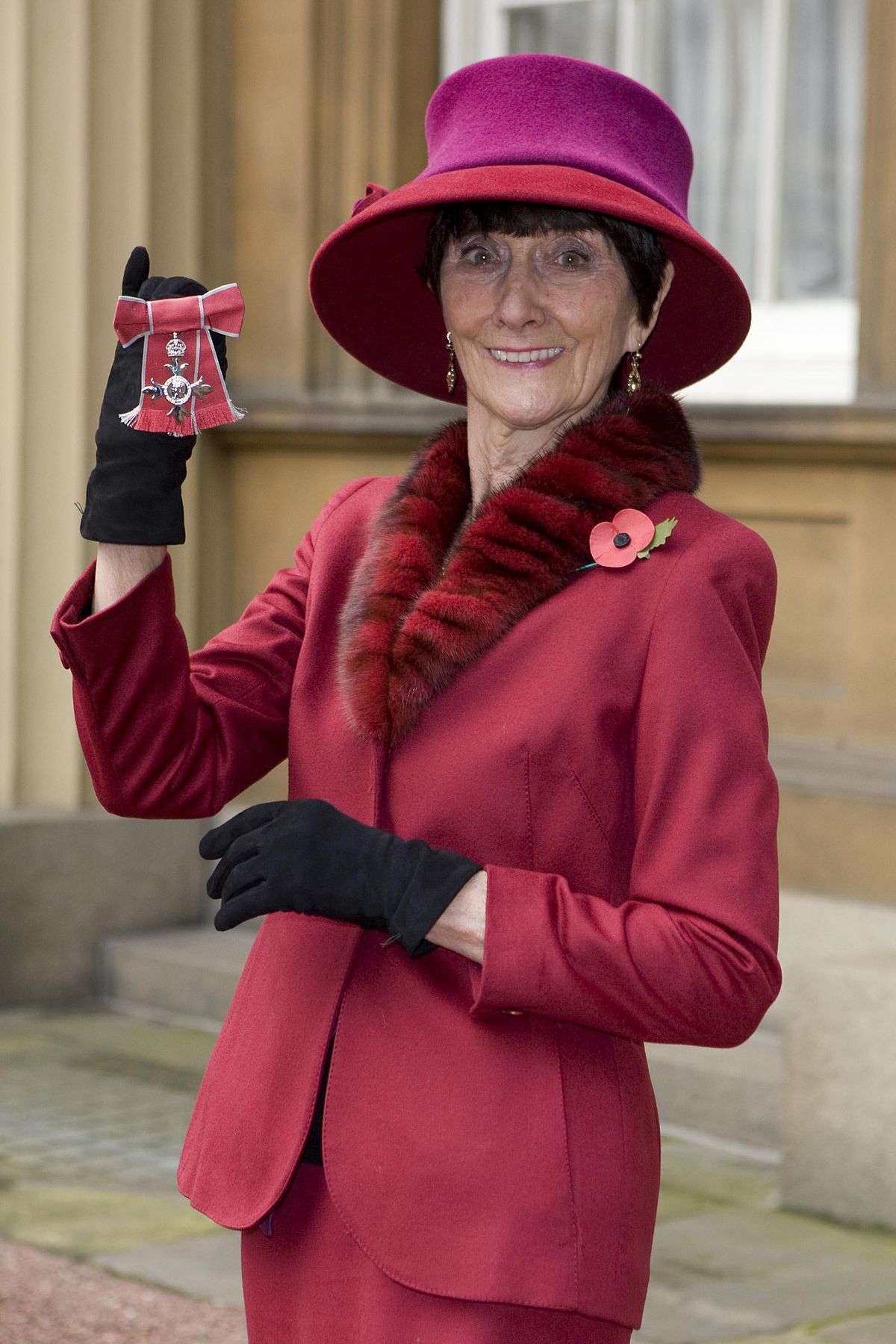 EastEnders&#039; June Brown honoured with MBE