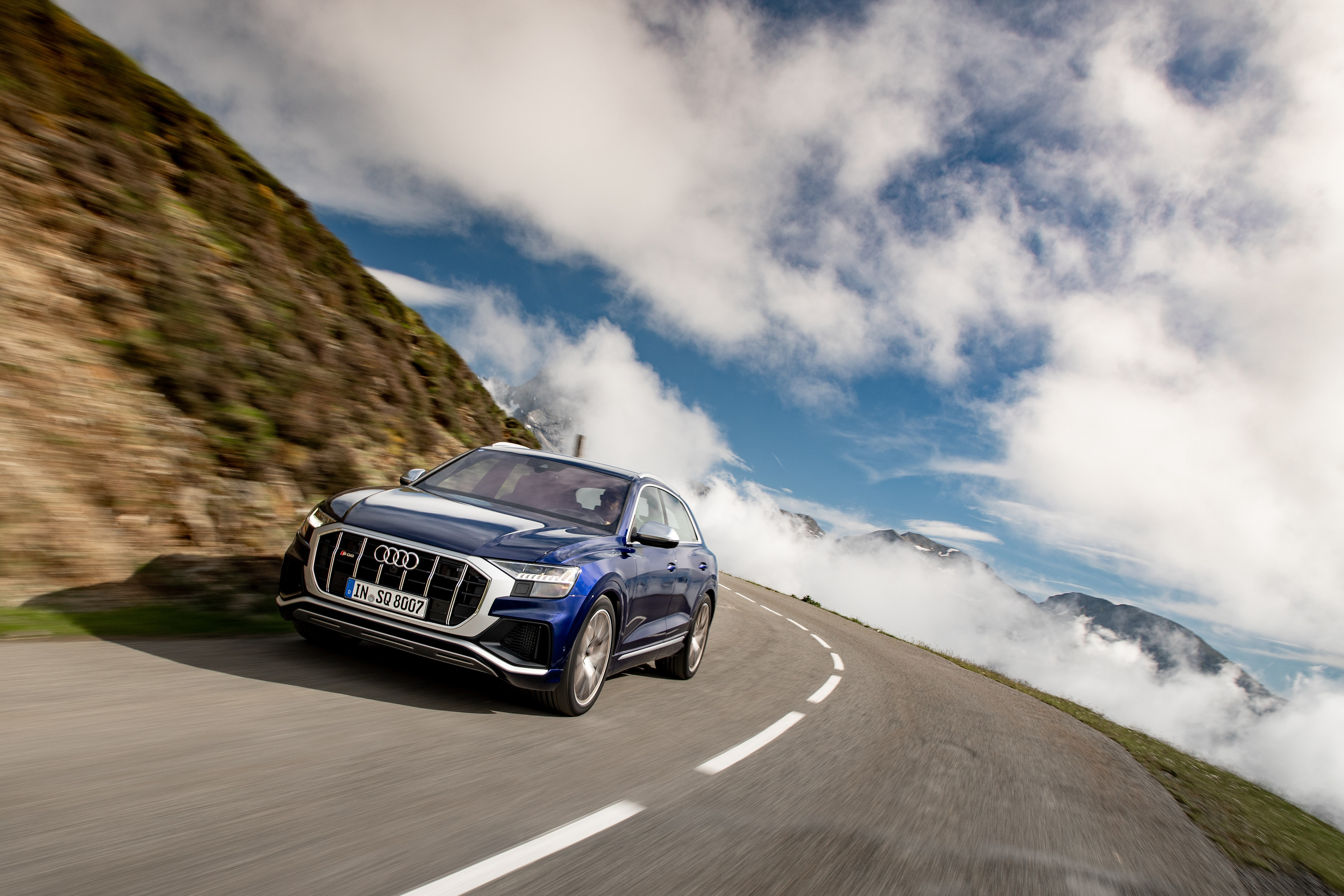 Dynamic photo, Colour: Navarra Blue