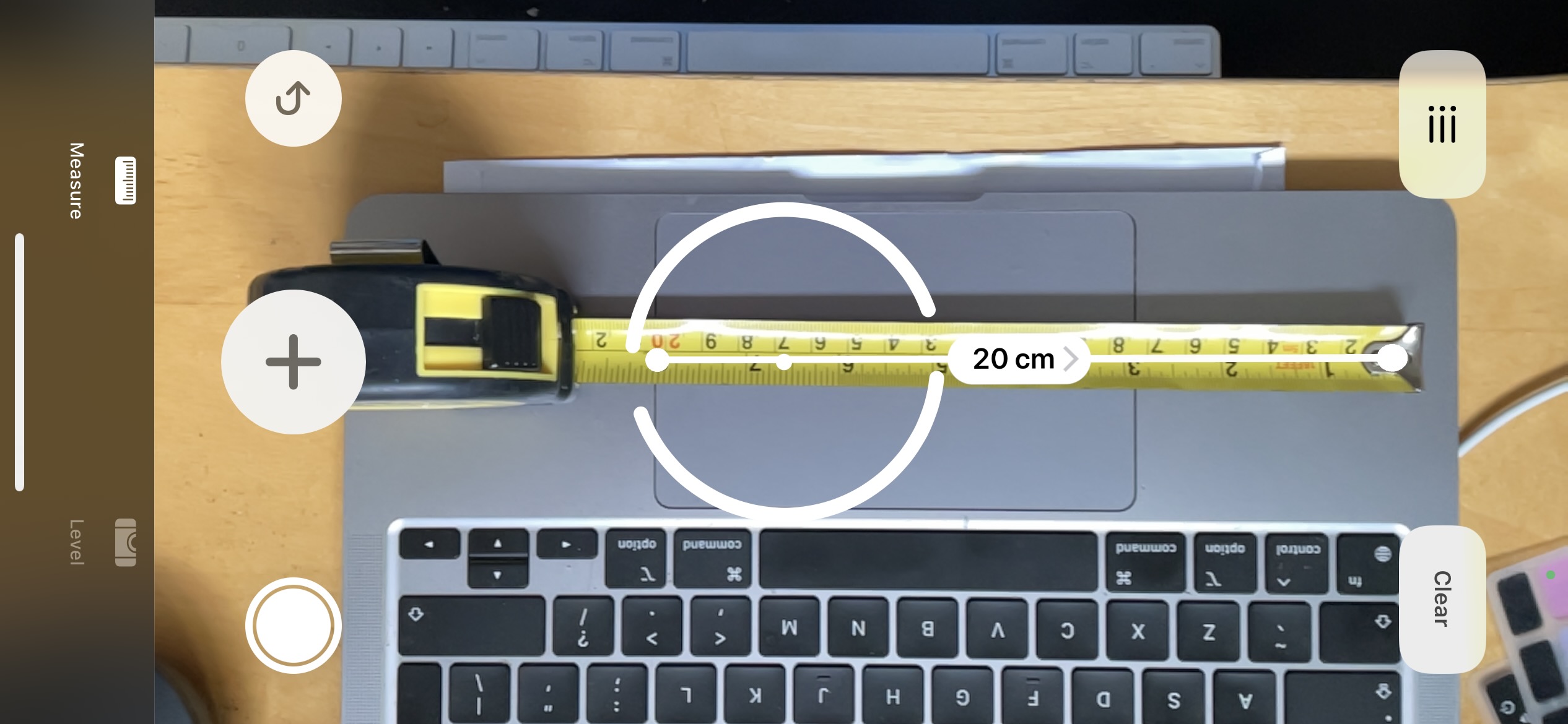 An example of how the Measure app on iPhone works