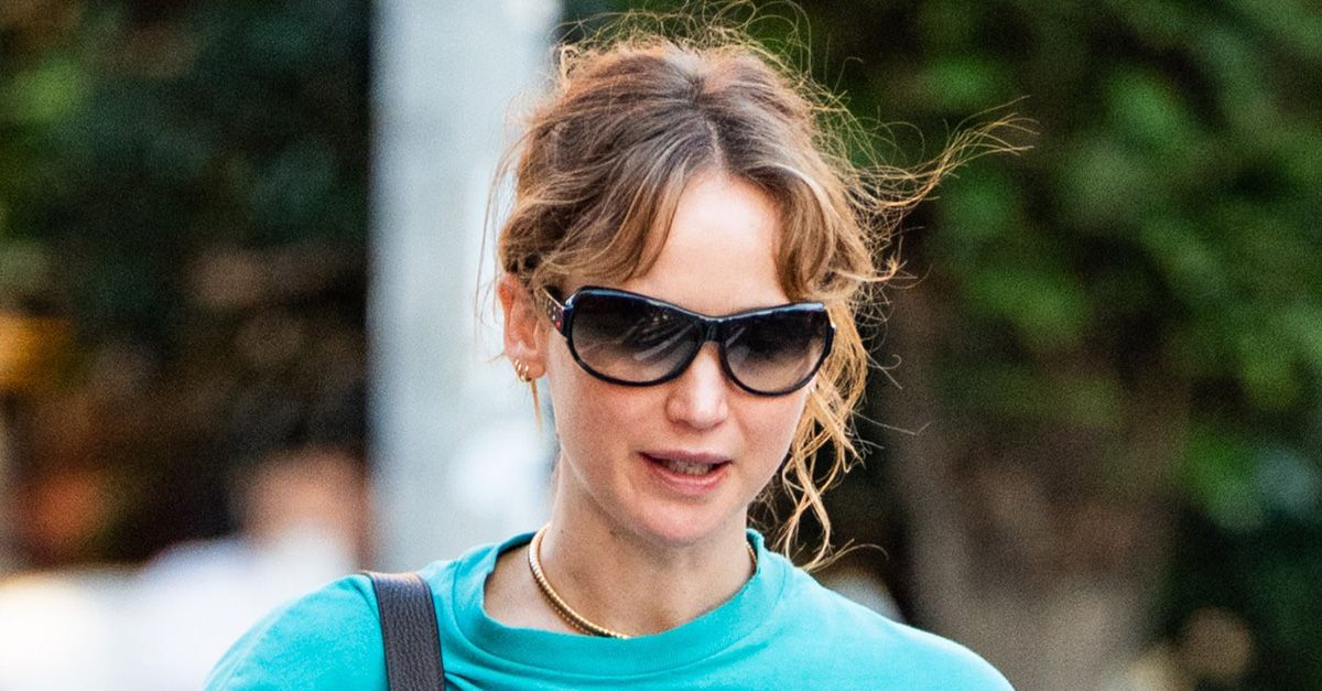 J.Law Just Wore the Closed-Toe Shoe Trend That Always Looks Good With Jeans in the Fall