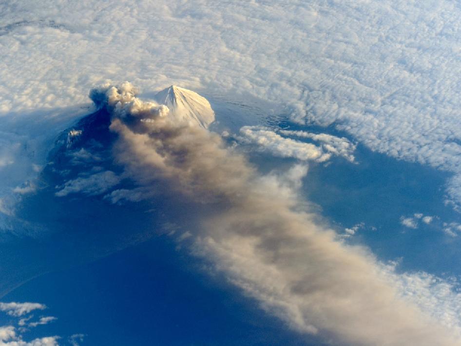 Pavlof Volcano ISS on May 18, 2013.