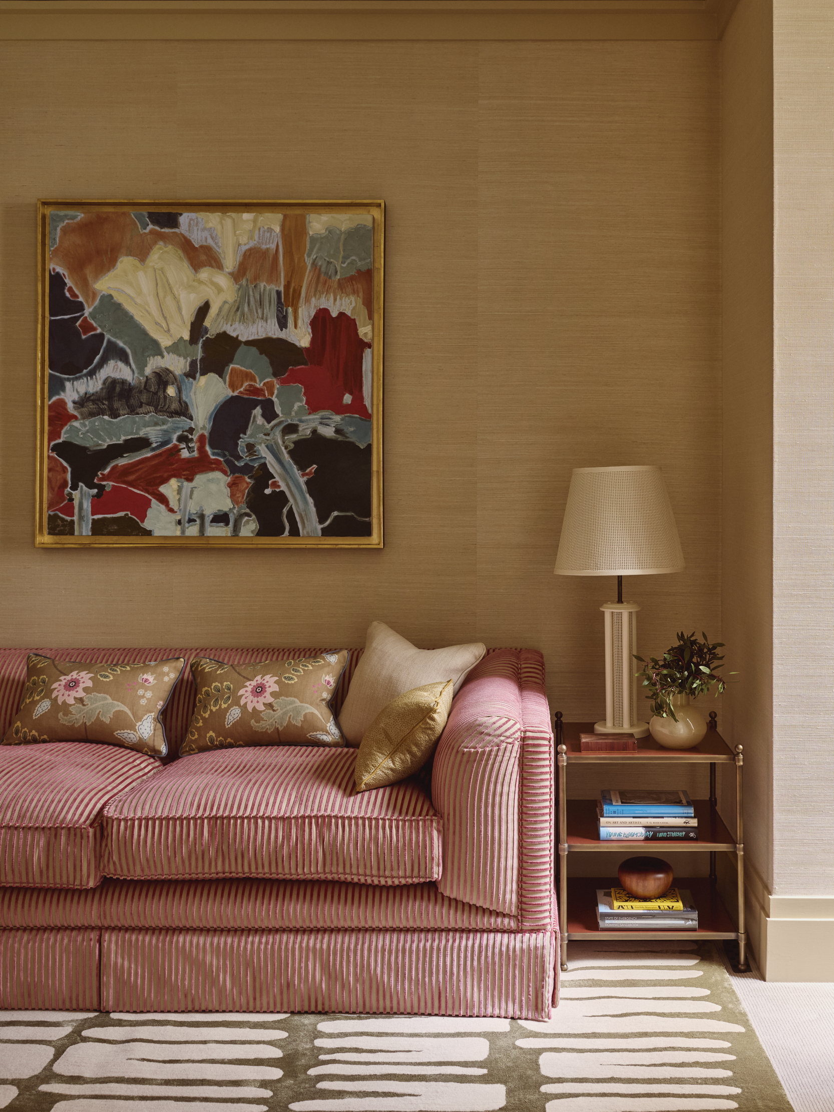 Images of the interiors of the De Rosee Sa duplex at 60 Curzon