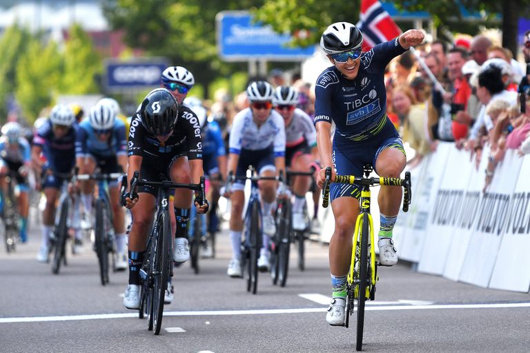 Kristen Faulkner wins stage one of the Ladies Tour of Norway 