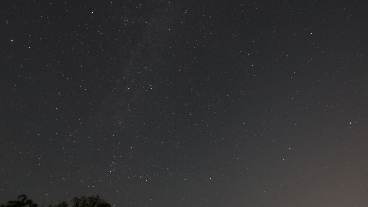 Cassiopeia and the Milky Way in the night sky, taken with the Canon Powershot V1.