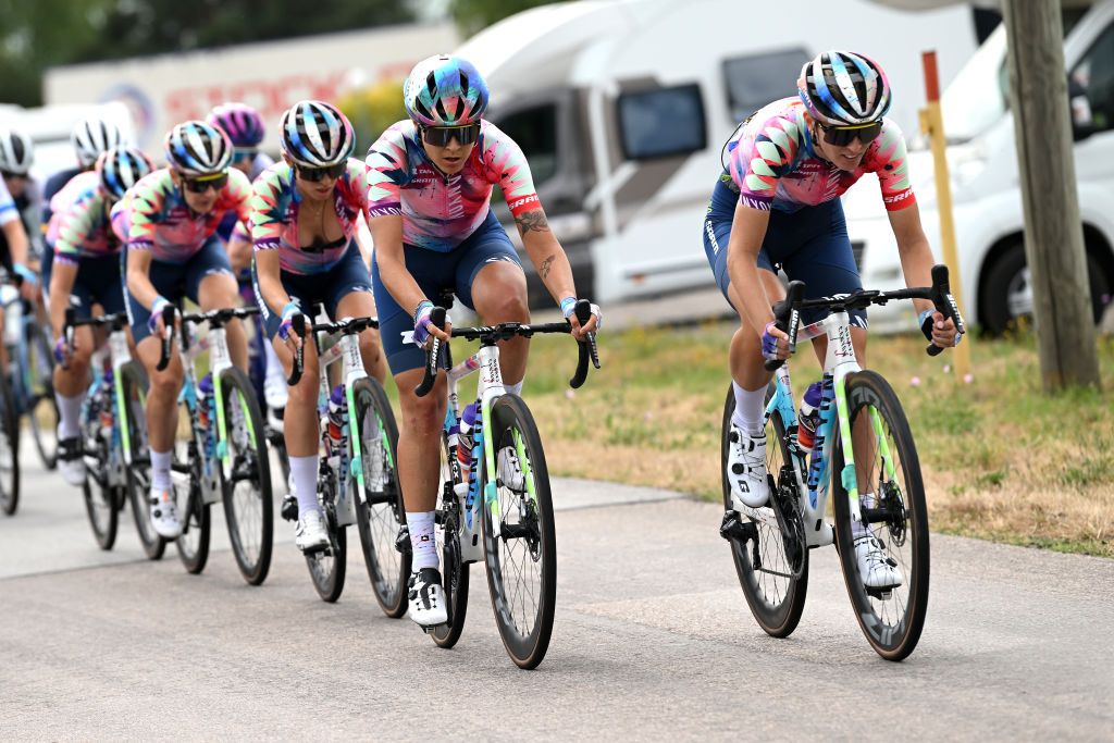 SAINTDIDESVOSGES FRANCE JULY 28 Soraya Paladin of Italy and Team CanyonSRAM Racing L cmduring the 1st Tour de France Femmes 2022 Stage 5 a 1756km stage from BarleDuc to SaintDidesVosges TDFF UCIWWT on July 28 2022 in SaintDidesVosges France Photo by Dario BelingheriGetty Images