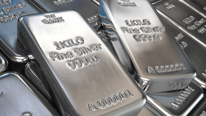 Silver bars © Getty Images/iStockphoto