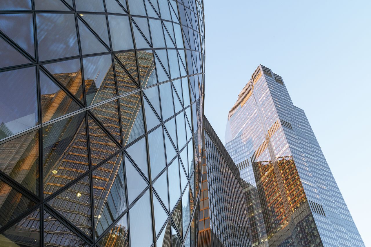 UK dividends payments drop 1.4% with investors raking in £1 billion less than last year