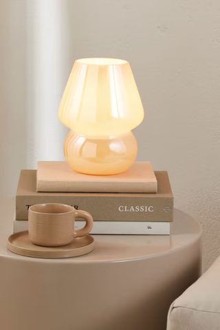 Glass table lamp