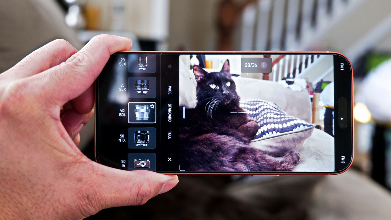 Forget Leica Leitzphone! I tried the Leica LUX app on my iPhone 17 Pro and now I can't go back to the standard camera app
