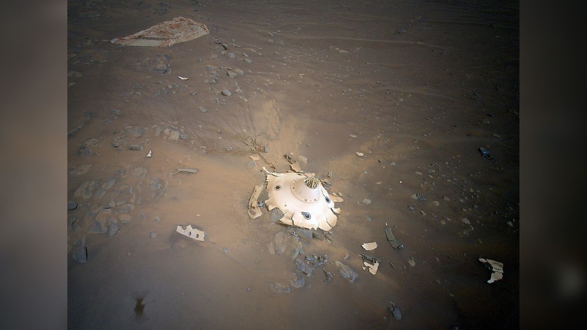 Mars helicopter photographs wreckage of its own landing gear in eerily desolate ..