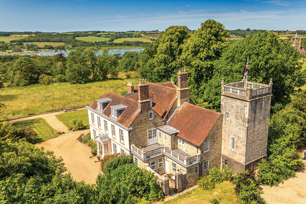 Property for sale with beautiful kitchen: Padmore House, Whippingham, Isle of Wight.