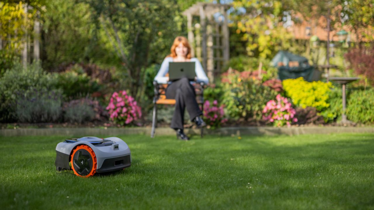 Best robot lawn mower 2023 autonomous lawn bots that trim grass while