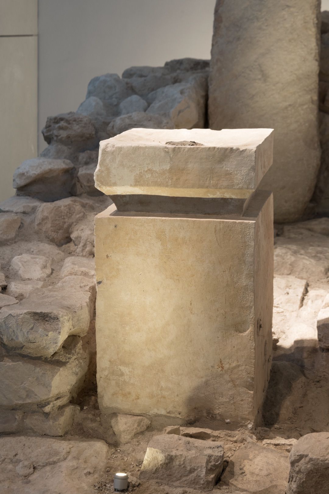 The taller altar stands 20 inches (50 cm) tall.