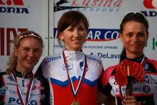 Women's podium: Petra Zrimšek (BePink), Polona Batagelj (Flight Centre) and Ursa Pintar (Flight Centre)