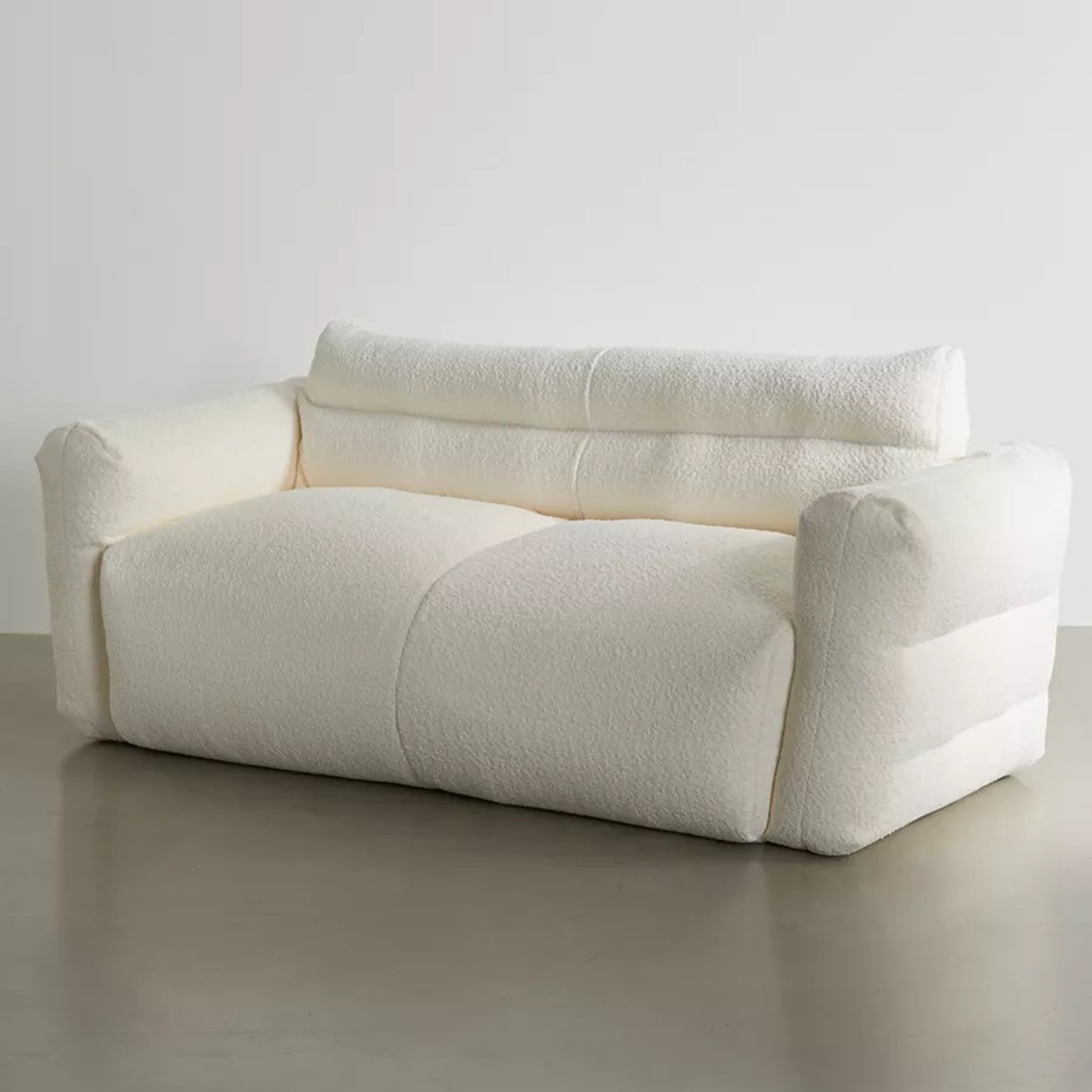 Sofa beanbag bouclé yang nyaman