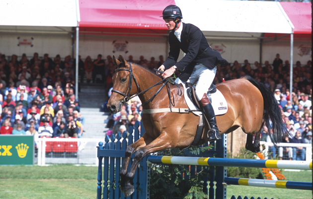 Tamarillo Badminton 2002