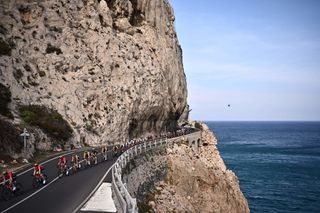 Milan-San Remo 2022 cliffs