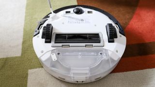 The 2-in-1 dustbin water tank on the undercarriage of the TP-Link Tapo RV30 Plus