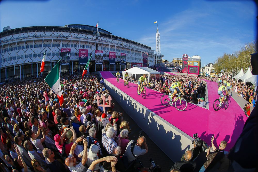 Tinkoff riders make their way toward the Giro stage