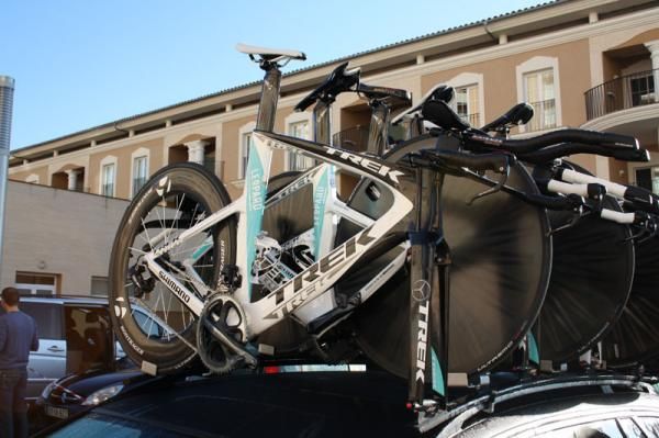 Leopard Trek time trial bikes pre-ride