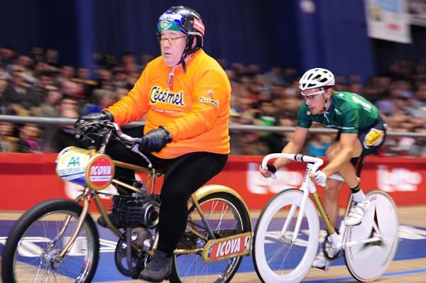 De Ketele was primed for the derny win but punctured.