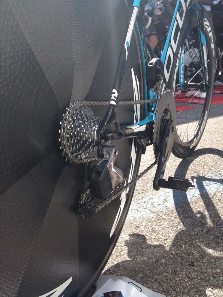 We also spotted an electronic groupset on Domenico Pozzovivo's time trial bike
