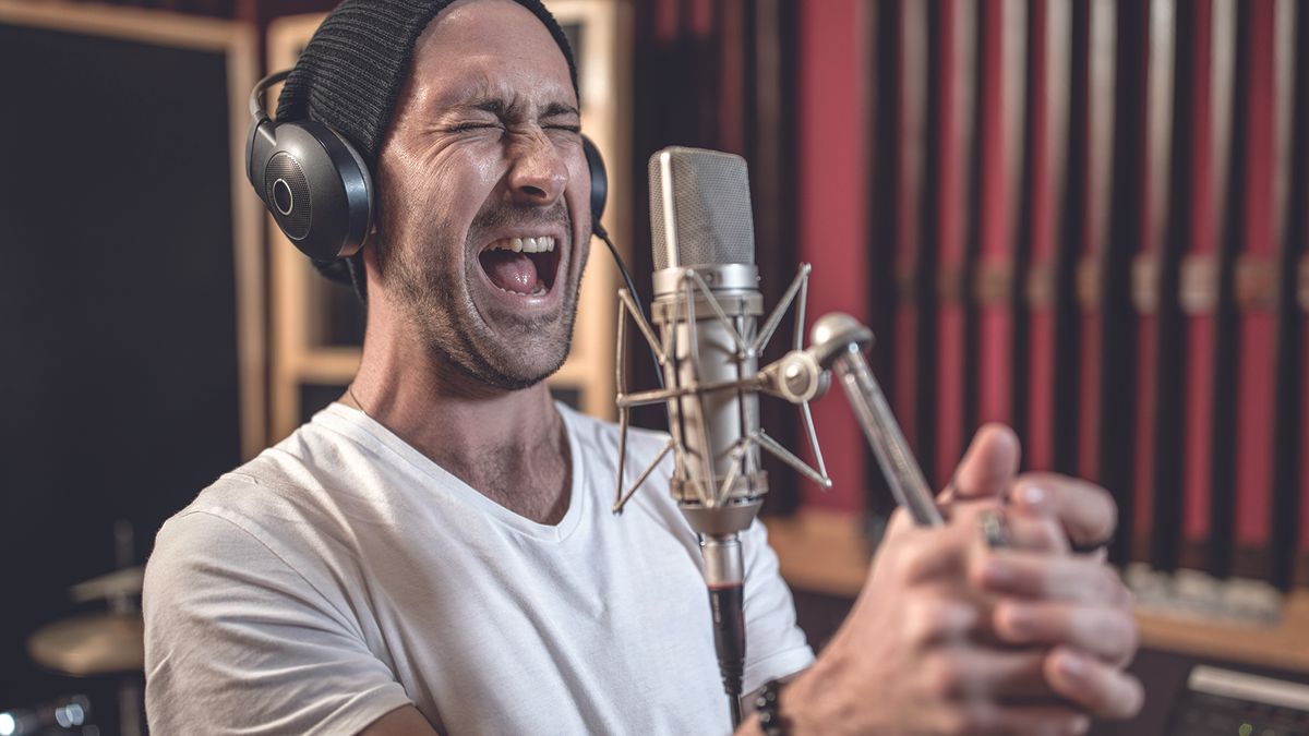How to make a bad vocal good: correcting the pitch