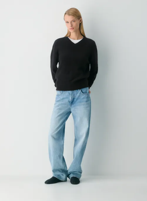 Cashmere V-Neck Sweater