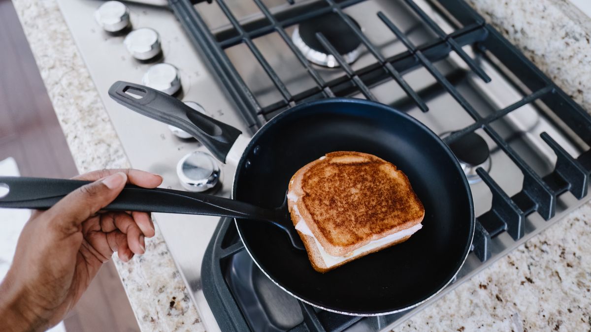 Comment nettoyer une table de cuisson en acier inoxydable 