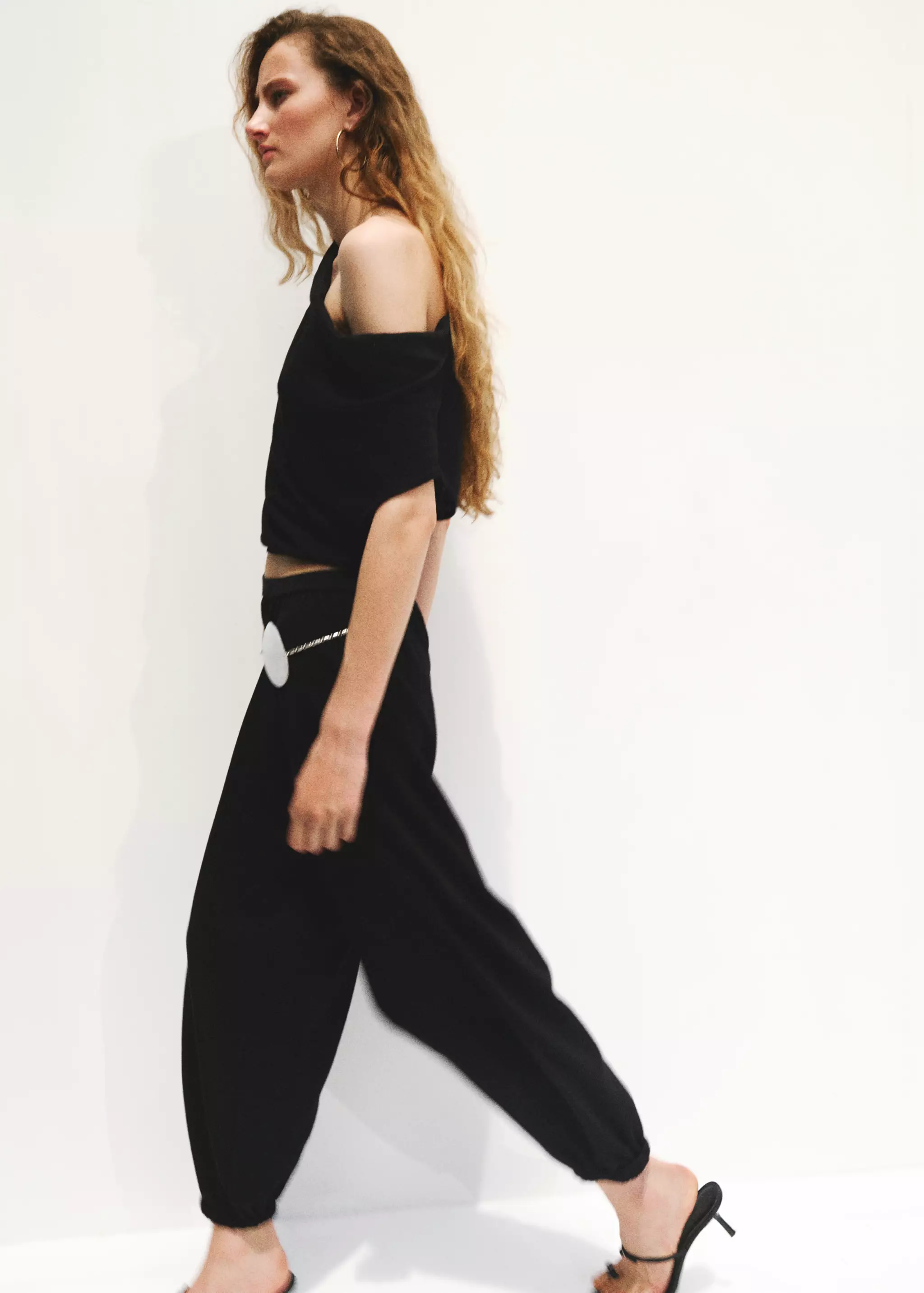 Mid-Rise Harem Pants - Women | Mango United Kingdom