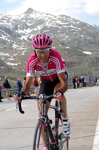 Giuseppe Guerini (T-Mobile) finding some mountain climbing form