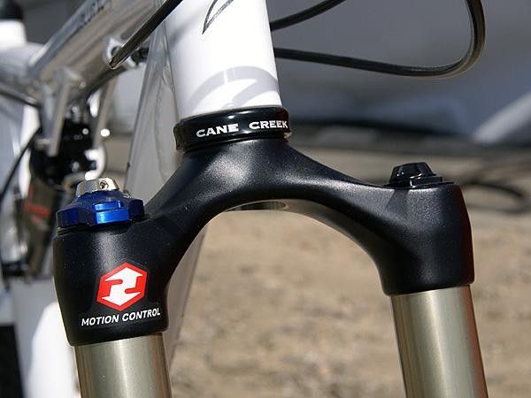 The updated Reba chassis includes a new hollow crown.
