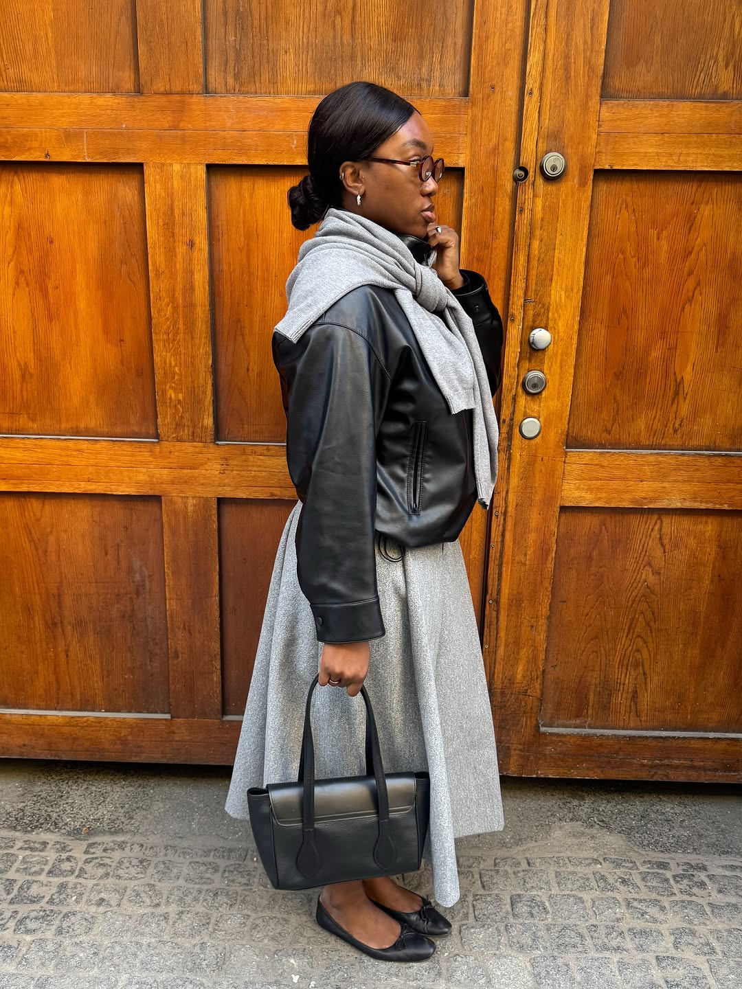 woman wearing winter ballet flat outfit 2025