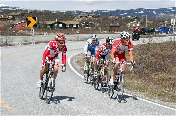Four riders make their move in stage 2.