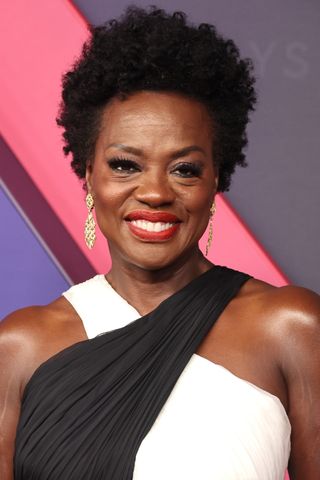 Viola Davis is pictured with short coily/curly hair at the 76th Primetime Emmy Awards at Peacock Theater on September 15, 2024 in Los Angeles, California.