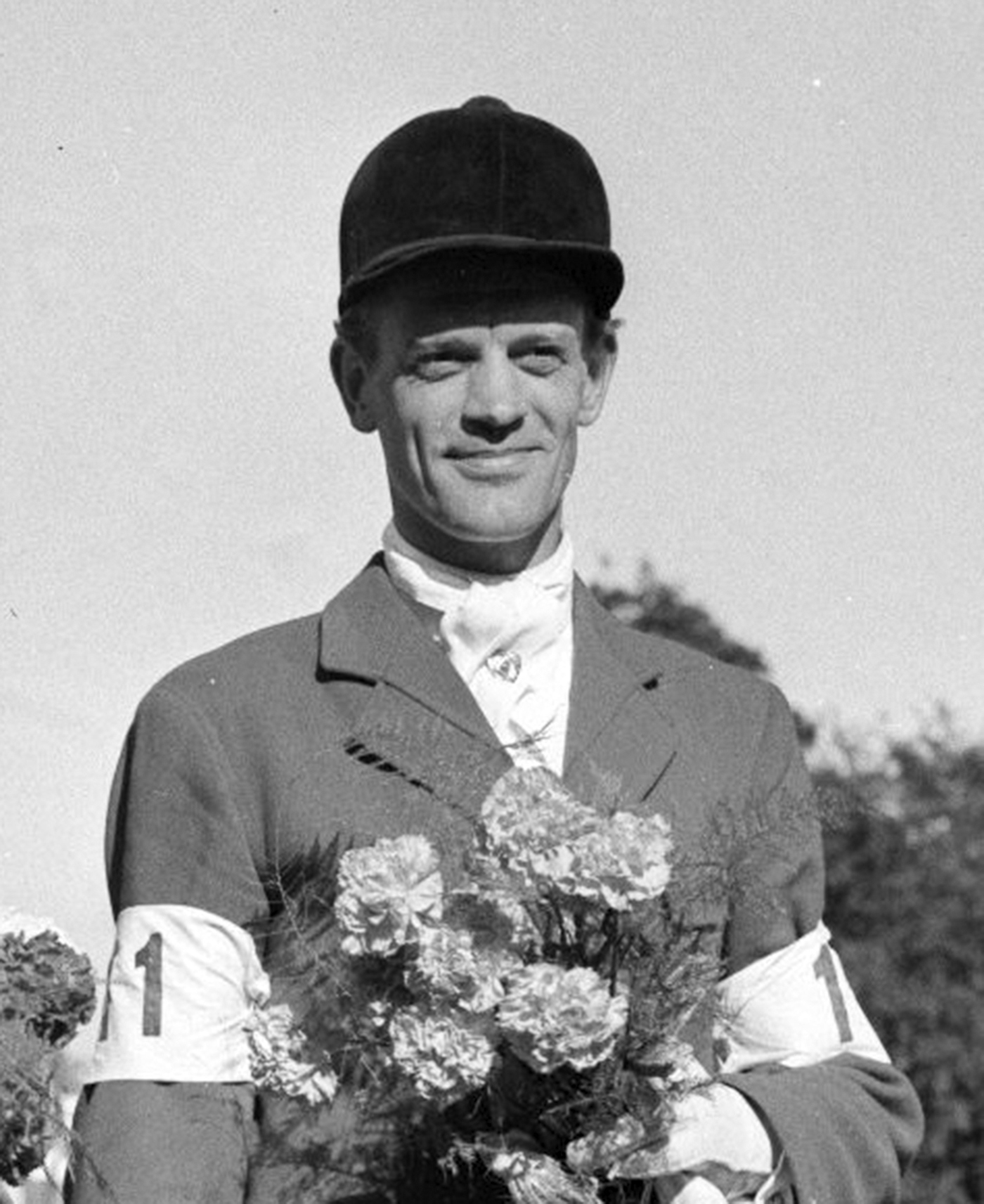 The German Olympic eventer Wilhelm B&uuml;sing (pictured) has died aged 102. He was one of the oldest living Olympic medallists.