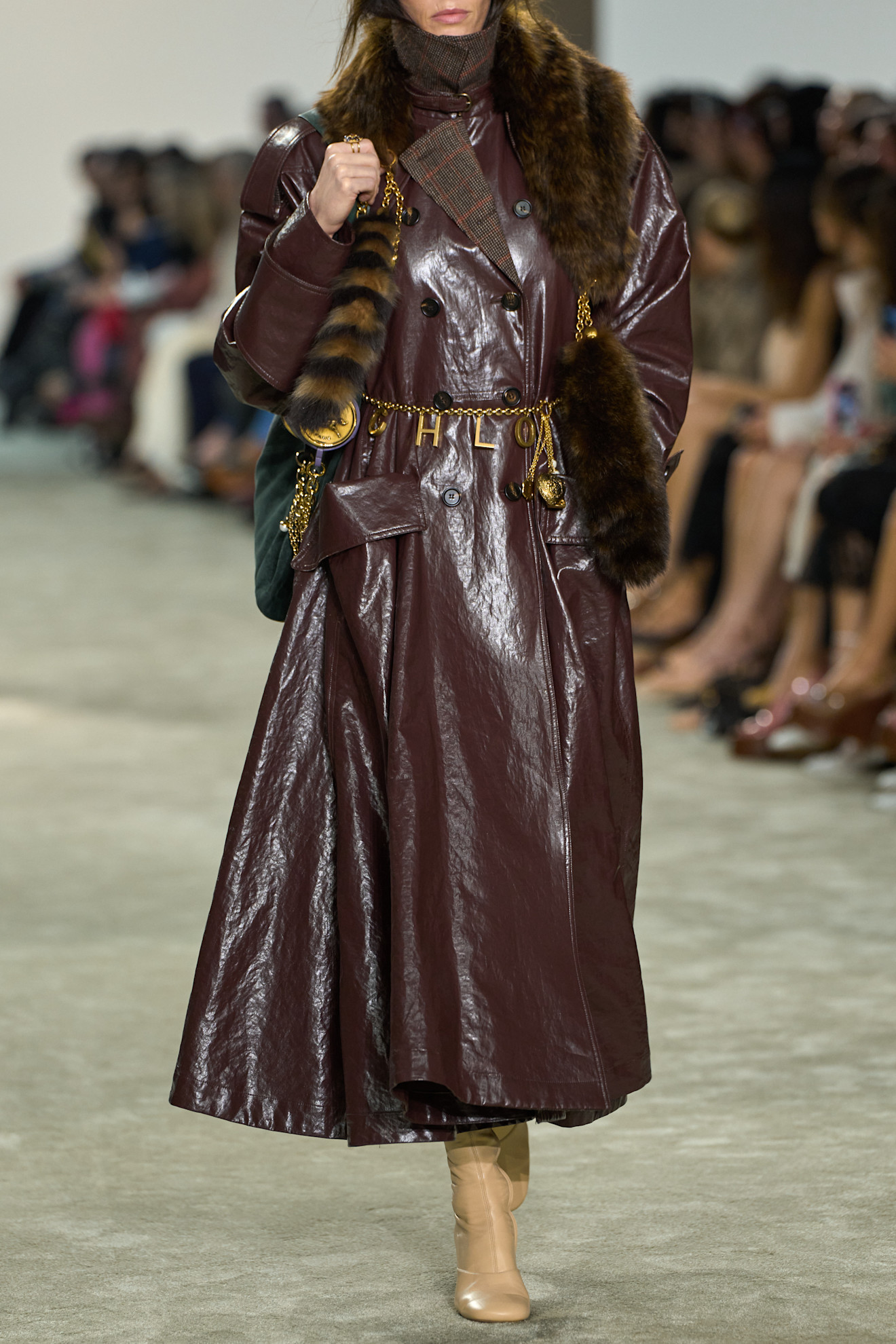 A model wore a similar trench coat on the Chlo&amp;eacute; Fall 2025 runway