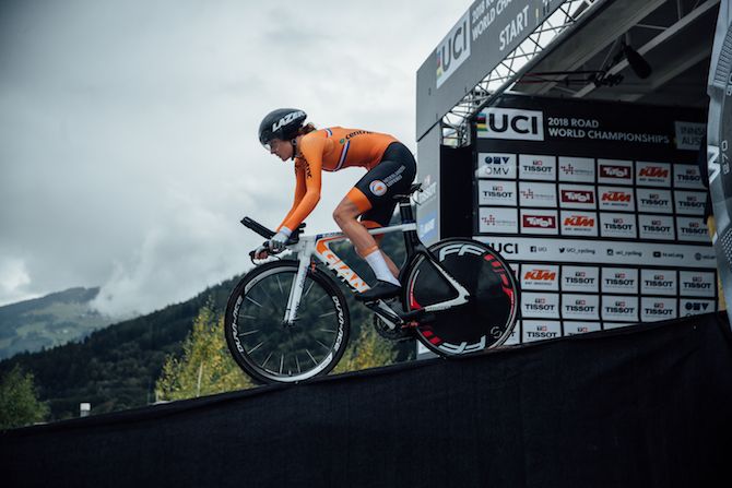 Rozemarijn Ammerlaan (Netherlands) on the start ramp, on her way to victory in the junior women's individual time trial