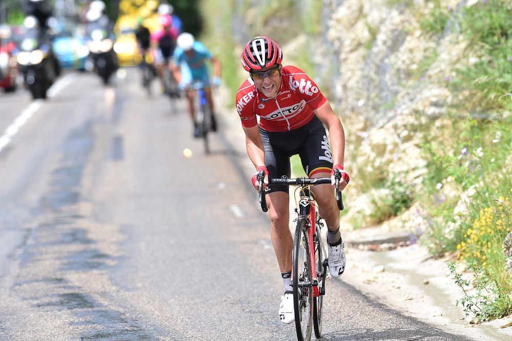 Tony Gallopin puts in an atatck.